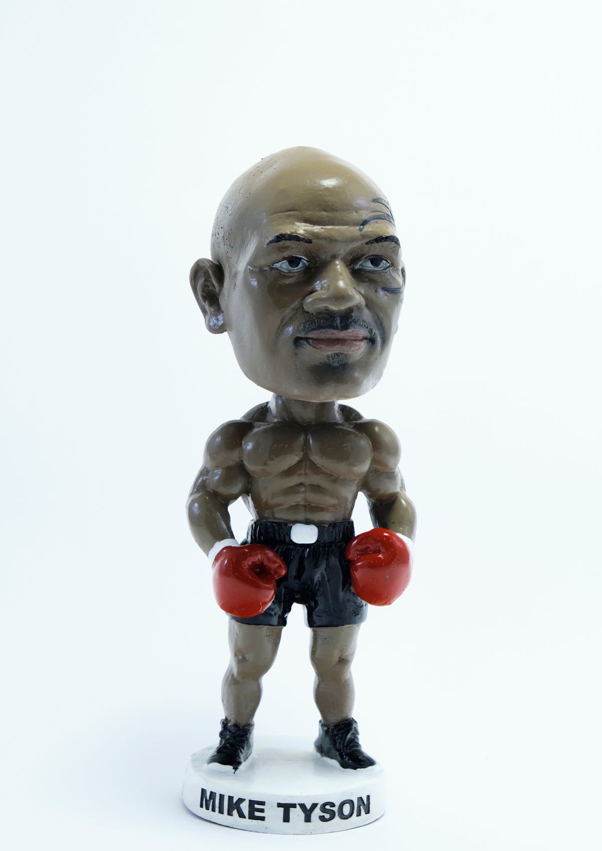 Statuina Mike Tyson